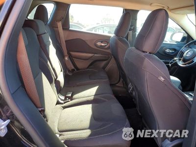 Zdjęcie 11 z 14 samochodu: 2015 JEEP CHEROKEE LATITUDE VIN:1C4PJLCB4FW722992 - miniatura