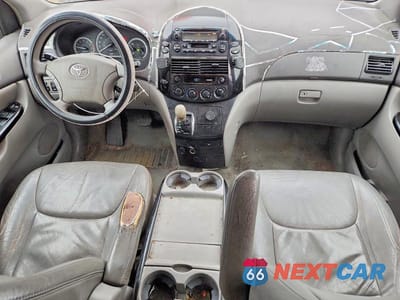 Zdjęcie 8 z 13 samochodu: 2004 TOYOTA SIENNA LE 8 PASSENGER VIN:5TDZA23C64S188564 - miniatura