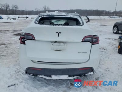 Zdjęcie 6 z 11 samochodu: 2023 TESLA MODEL Y VIN:7SAYGDEE6PA113280 - miniatura