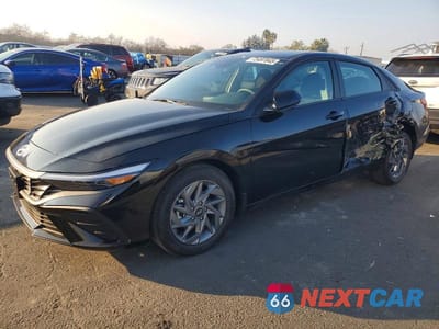2026 HYUNDAI ELANTRA BLUE KMHLM4DJ2TU184667 - główne zdjęcie licytacji z USA - miniatura