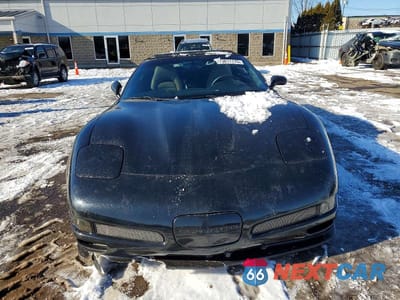 Piąte zdjęcie samochodu w środku: 2000 CHEV CORVETTE VIN:1G1YY32G4Y5100147 - miniatura