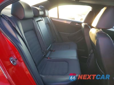 Zdjęcie 10 z 11 samochodu: 2013 VOLKSWAGEN JETTA GLI VIN:3VW4A7AJ9DM247578 - miniatura