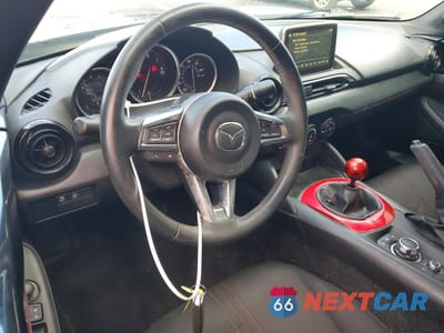 Zdjęcie 8 z 14 samochodu: 2016 MAZDA MX-5 MIATA CLUB VIN:JM1NDAC75G0111386 - miniatura