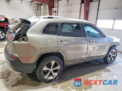 Trzecie zdjęcie samochodu z tyłu: 2019 JEEP CHEROKEE LIMITED VIN:1C4PJLDB4KD224828 - miniatura