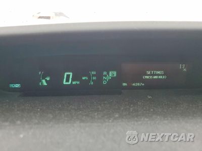 Zdjęcie 9 z 13 samochodu: 2011 TOYOTA PRIUS VIN:JTDKN3DU5B1474807 - miniatura