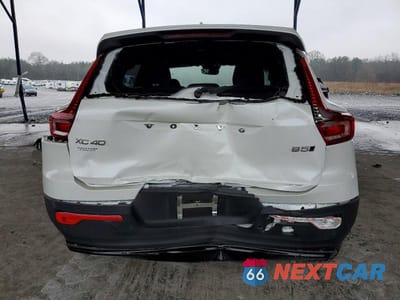 Zdjęcie 6 z 11 samochodu: 2024 VOLVO XC40 CORE VIN:YV4L12UK4R2337836 - miniatura