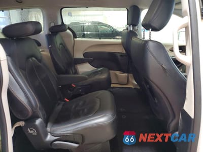 Zdjęcie 11 z 14 samochodu: 2018 CHRYSLER PACIFICA TOURING L VIN:2C4RC1BGXJR212670 - miniatura