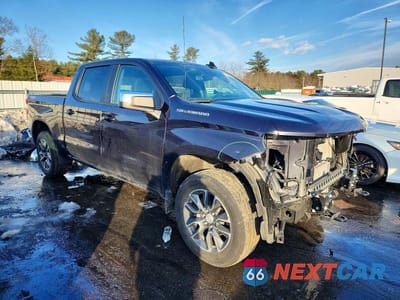 Czwarte zdjęcie samochodu z boku: 2024 CHEVROLET SILVERADO K1500 LT-L VIN:3GCPDKEK4RG335179 - miniatura