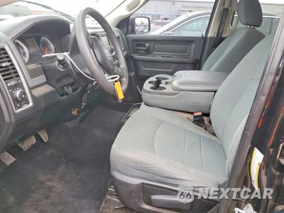 Zdjęcie 7 z 12 samochodu: 2018 RAM 1500 ST VIN:3C6RR7KT6JG227453 - miniatura