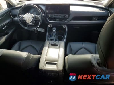 Zdjęcie 8 z 13 samochodu: 2024 TOYOTA GRAND HIGHLANDER XLE VIN:5TDAAAA52RS005762 - miniatura