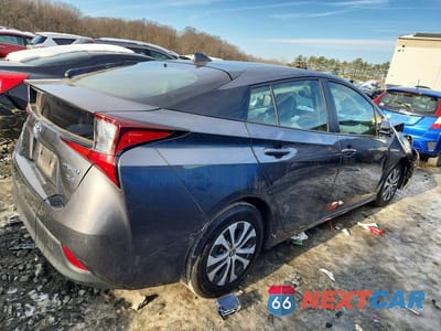 Trzecie zdjęcie samochodu z tyłu: 2019 TOYOTA PRIUS XLE AWD-E VIN:JTDL9RFU9K3012683 - miniatura