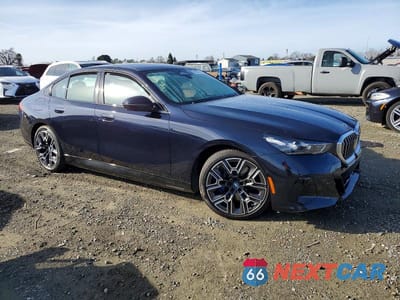 Czwarte zdjęcie samochodu z boku: 2024 BMW I5 EDRIVE 40 VIN:WBY33FK03RCP15661 - miniatura