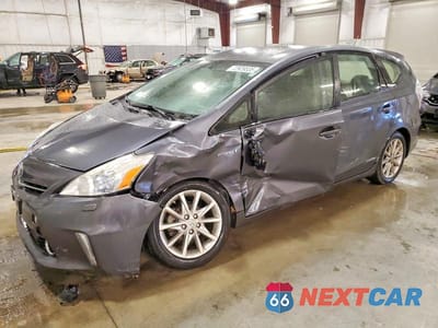 2013 TOYOTA PRIUS V JTDZN3EU3D3216435 - główne zdjęcie licytacji z USA - miniatura