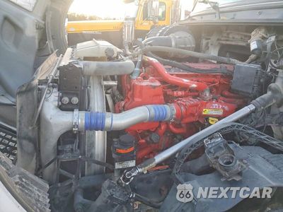 Zdjęcie 7 z 10 samochodu: 2017 VOLVO VN VNL VIN:4V4N39TG9HN987968 - miniatura