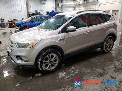 2017 FORD ESCAPE SE 1FMCU9G92HUA00284 - główne zdjęcie licytacji z USA - miniatura