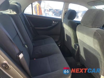 Zdjęcie 10 z 12 samochodu: 2005 TOYOTA COROLLA S VIN:2T1BR32E25C472285 - miniatura