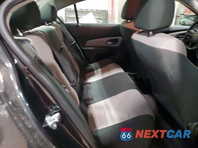 Zdjęcie 10 z 12 samochodu: 2012 CHEVROLET CRUZE LS VIN:1G1PC5SH1C7178364 - miniatura