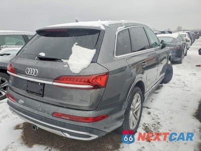 Trzecie zdjęcie samochodu z tyłu: 2020 AUDI Q7 PREMIUM PLUS VIN:WA1LXAF70LD008304 - miniatura
