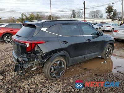 Trzecie zdjęcie samochodu z tyłu: 2025 KIA SELTOS EX VIN:KNDERCAA4S7718892 - miniatura