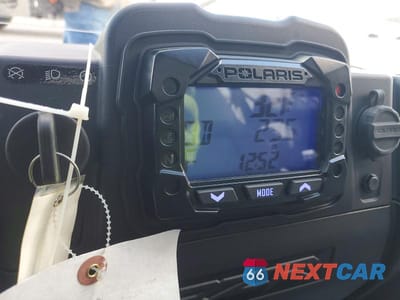 Zdjęcie 8 z 10 samochodu: 2025 POLARIS RZR UTILITY VEHICLE VIN:L6KHCA182SS003628 - miniatura