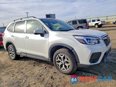 Czwarte zdjęcie samochodu z boku: 2020 SUBARU FORESTER PREMIUM VIN:JF2SKAGC3LH560837 - miniatura