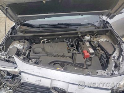Zdjęcie 12 z 13 samochodu: 2024 TOYOTA RAV4 XLE PREMIUM VIN:JTMC1RFV7RJ027091 - miniatura