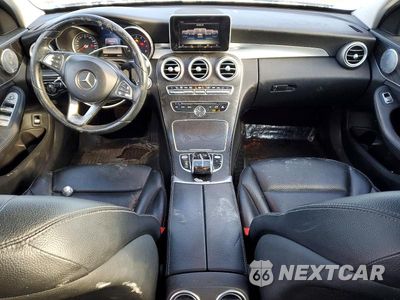 Zdjęcie 8 z 12 samochodu: 2015 MERCEDES BENZ C 300 4MATIC VIN:55SWF4KB7FU068481 - miniatura