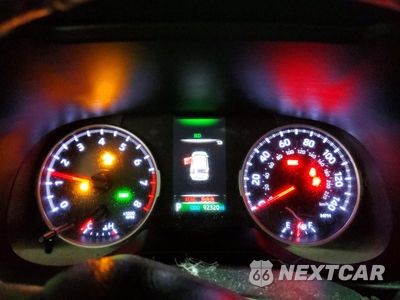 Zdjęcie 9 z 13 samochodu: 2020 TOYOTA RAV4 XLE VIN:2T3P1RFV1LW084560 - miniatura