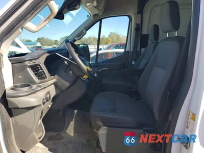 Zdjęcie 7 z 14 samochodu: 2023 FORD TRANSIT T-250 VIN:1FTBR1C84PKA58813 - miniatura