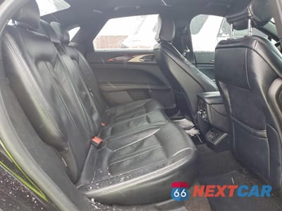 Zdjęcie 10 z 13 samochodu: 2020 LINCOLN MKZ RESERVE VIN:3LN6L5F90LR609044 - miniatura