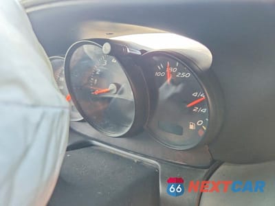 Zdjęcie 9 z 12 samochodu: 2002 PORSCHE BOXSTER VIN:WP0CA29872U623478 - miniatura