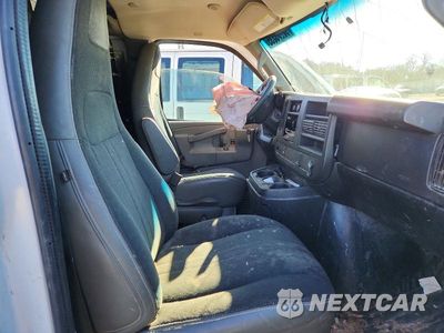 Zdjęcie 7 z 13 samochodu: 2020 GMC SAVANA G2500 VIN:1GTW7AFG1L1183486 - miniatura
