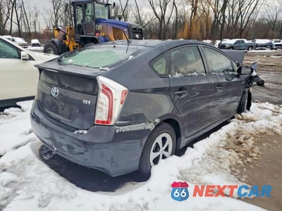 Trzecie zdjęcie samochodu z tyłu: 2012 TOYOTA PRIUS VIN:JTDKN3DU7C5440202 - miniatura