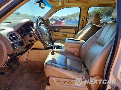 Zdjęcie 7 z 14 samochodu: 2009 GMC YUKON XL C1500 SLT VIN:1GKFC36079R189382 - miniatura