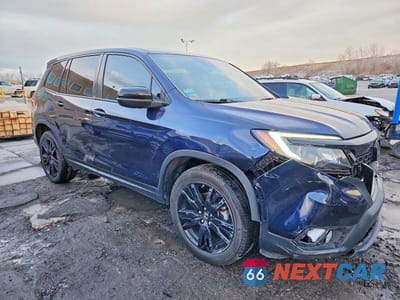 Czwarte zdjęcie samochodu z boku: 2020 HONDA PASSPORT SPORT VIN:5FNYF8H26LB018580 - miniatura