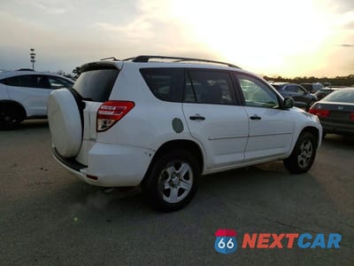 Trzecie zdjęcie samochodu z tyłu: 2011 TOYOTA RAV4 VIN:2T3BF4DVXBW085335 - miniatura