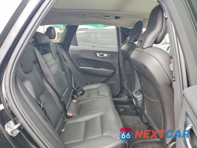 Zdjęcie 11 z 12 samochodu: 2020 VOLVO XC60 T6 MOMENTUM VIN:LYVA22RK9LB528416 - miniatura