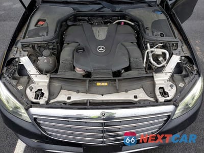 Zdjęcie 11 z 11 samochodu: 2018 MERCEDES-BENZ E 400 4MATIC VIN:WDDZH6GB3JA412604 - miniatura