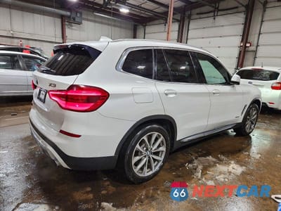 Trzecie zdjęcie samochodu z tyłu: 2018 BMW X3 XDRIVE30I VIN:5UXTR9C56JLC75601 - miniatura