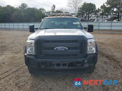 Piąte zdjęcie samochodu w środku: 2014 FORD F550 SUPER DUTY UTILITY / SERVICE TRUCK VIN:1FD0W5HTXEEB27614 - miniatura
