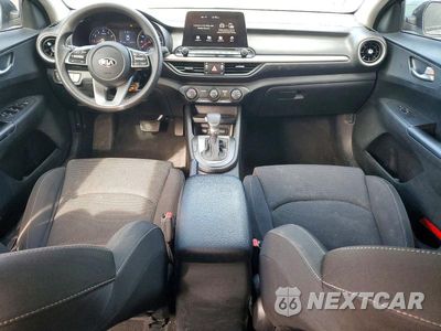Zdjęcie 8 z 11 samochodu: 2020 KIA FORTE FE VIN:3KPF24AD1LE166245 - miniatura