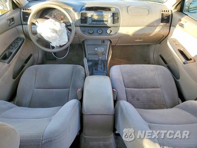 Zdjęcie 8 z 12 samochodu: 2006 TOYOTA CAMRY LE VIN:4T1BE32K06U121571 - miniatura
