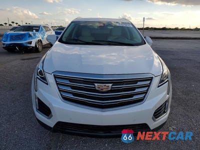 Piąte zdjęcie samochodu w środku: 2019 CADILLAC XT5 LUXURY VIN:1GYKNCRS6KZ103383 - miniatura
