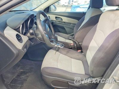 Zdjęcie 7 z 12 samochodu: 2013 CHEVROLET CRUZE LS VIN:1G1PA5SG8D7308848 - miniatura