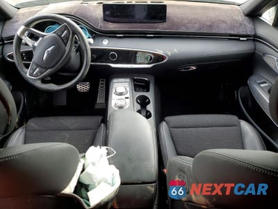 Zdjęcie 8 z 14 samochodu: 2024 GENESIS GV70 BASE VIN:5NMMADTB9RH009716 - miniatura