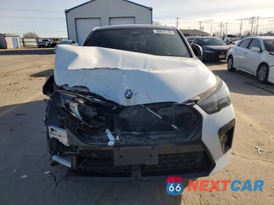 Piąte zdjęcie samochodu w środku: 2025 BMW X2 XDRIVE28I VIN:WBX63GM02S5078616 - miniatura