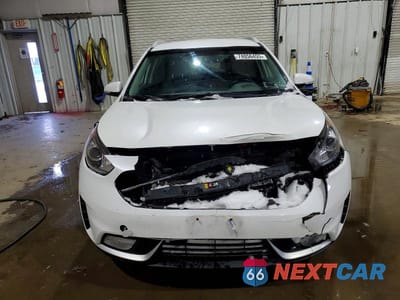 Piąte zdjęcie samochodu w środku: 2017 KIA NIRO EX VIN:KNDCC3LC9H5070137 - miniatura