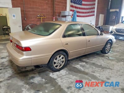 Trzecie zdjęcie samochodu z tyłu: 1998 TOYOTA CAMRY LE VIN:JT2BF28K3W0133815 - miniatura