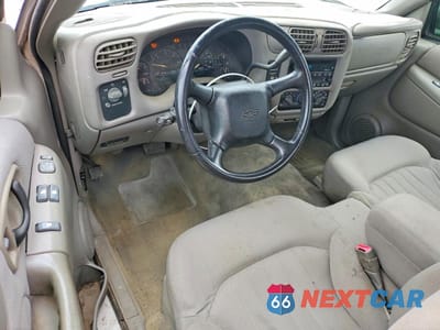 Zdjęcie 8 z 13 samochodu: 2003 CHEVROLET S TRUCK S10 VIN:1GCCS19X738255120 - miniatura