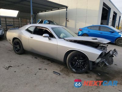 Czwarte zdjęcie samochodu z boku: 2016 DODGE CHALLENGER SXT VIN:2C3CDZAG1GH315675 - miniatura